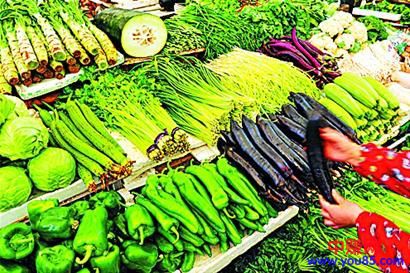 大学生靠卖菜月入30万,拥有四家连锁超市-第1张图片-智慧创业网 大学生靠卖菜月入30万,拥有四家连锁超市-第1张图片-智慧创业网