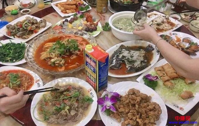 一年赚80万的大排档,操作模式详细讲解-第3张图片-智慧创业网 一年赚80万的大排档,操作模式详细讲解-第3张图片-智慧创业网