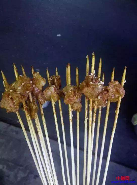 正规暴利赚钱项目“烧烤培训”，一个月赚4万元